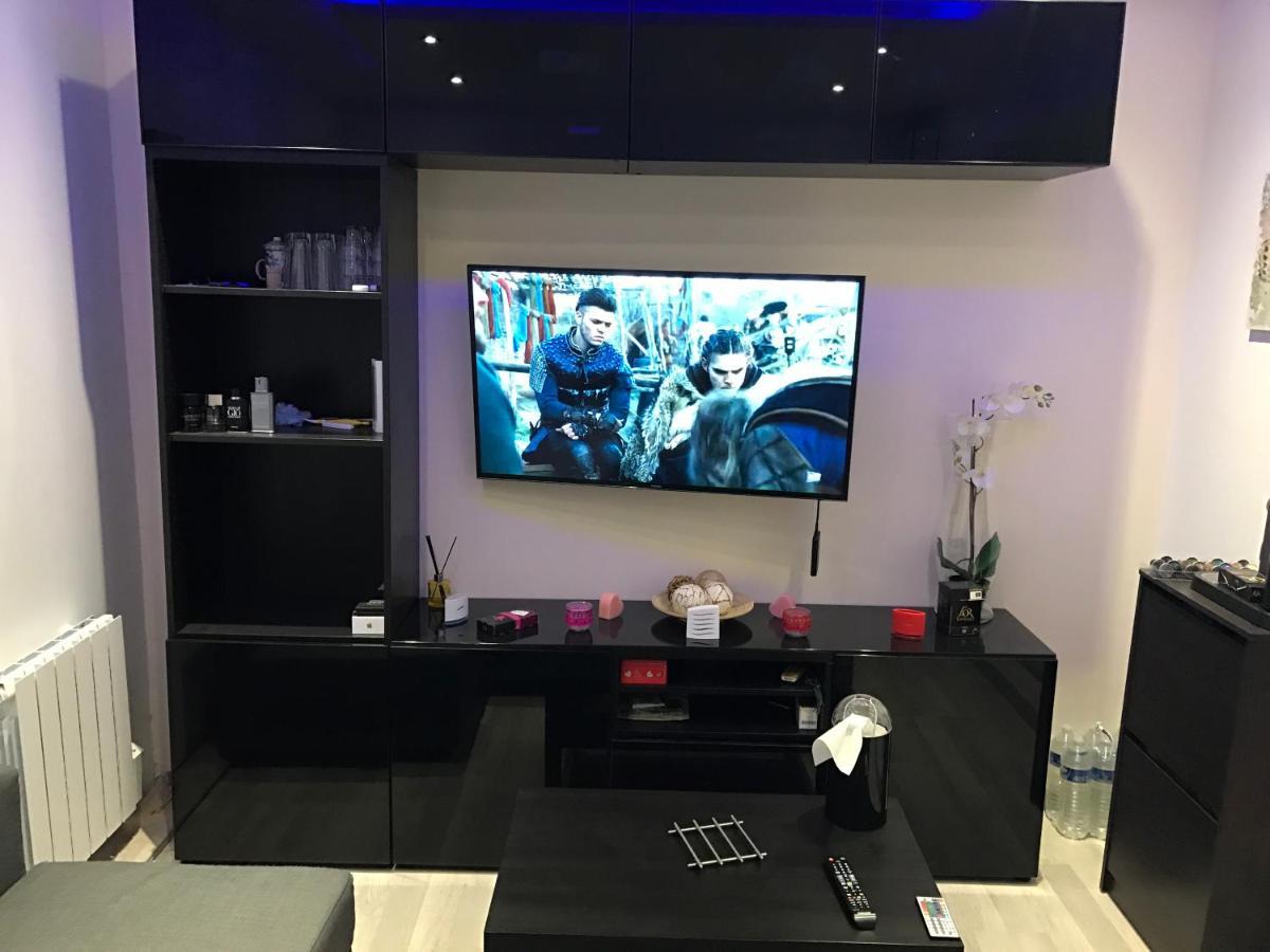 Gheddachi Apartment ฌ็องตีญี ภายนอก รูปภาพ