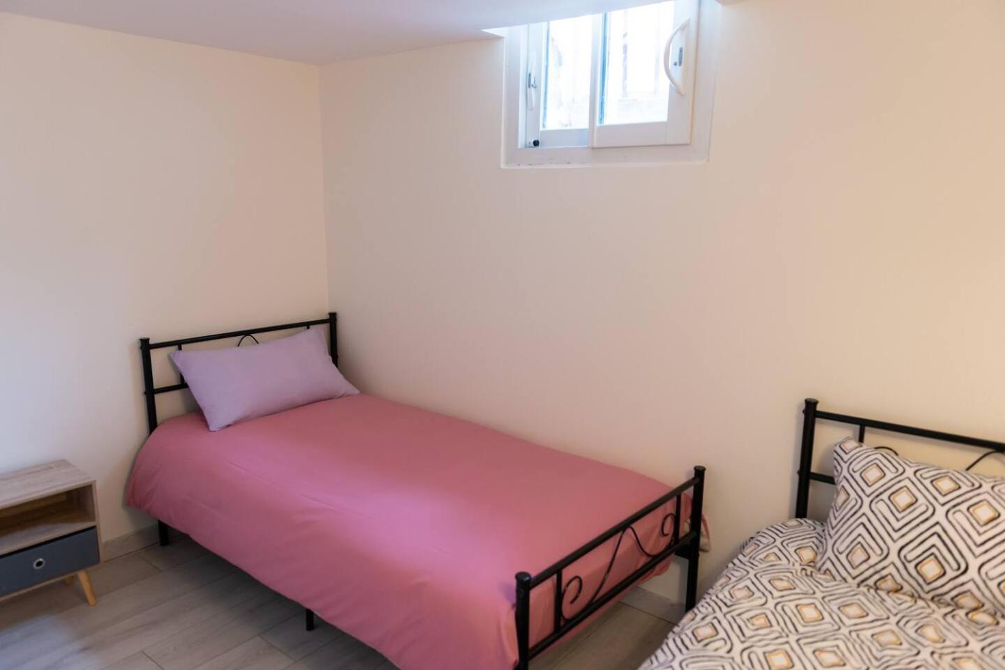 Gheddachi Apartment ฌ็องตีญี ภายนอก รูปภาพ
